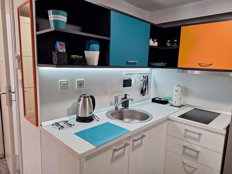 New Studio Apartment Emmy With Free Street Parking Zagreb Exterior photo