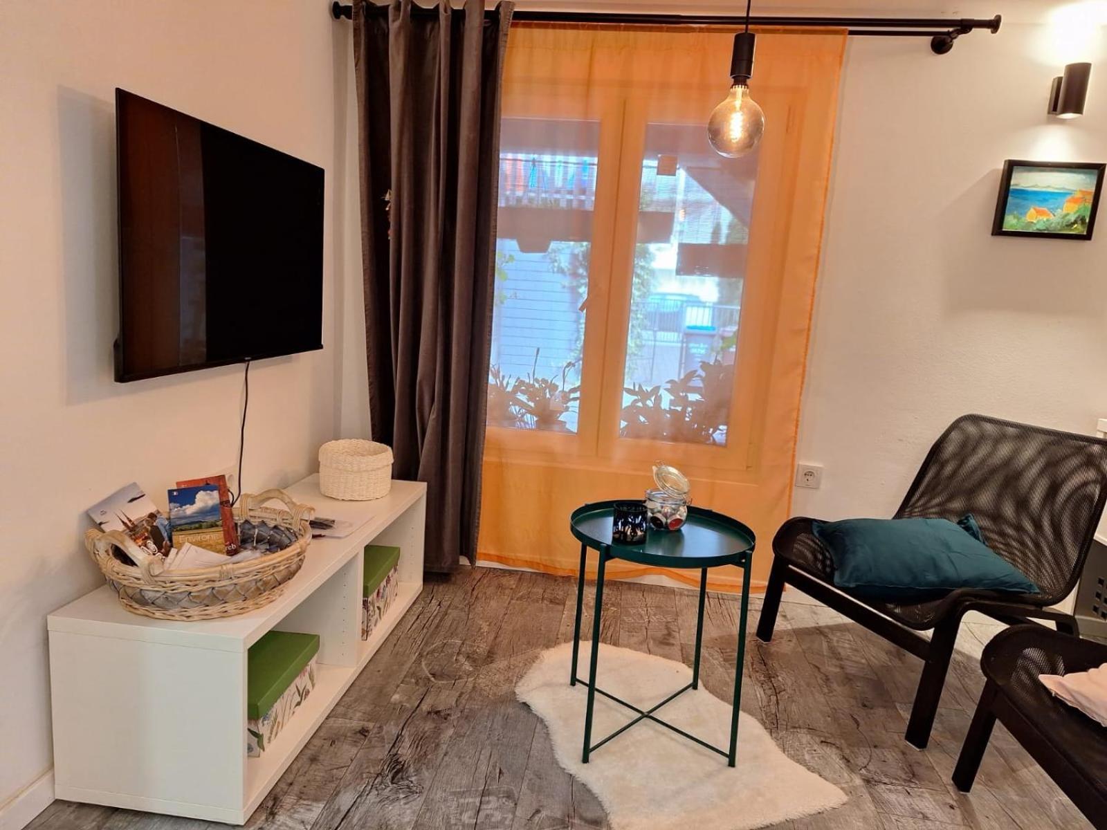 New Studio Apartment Emmy With Free Street Parking Zagreb Exterior photo